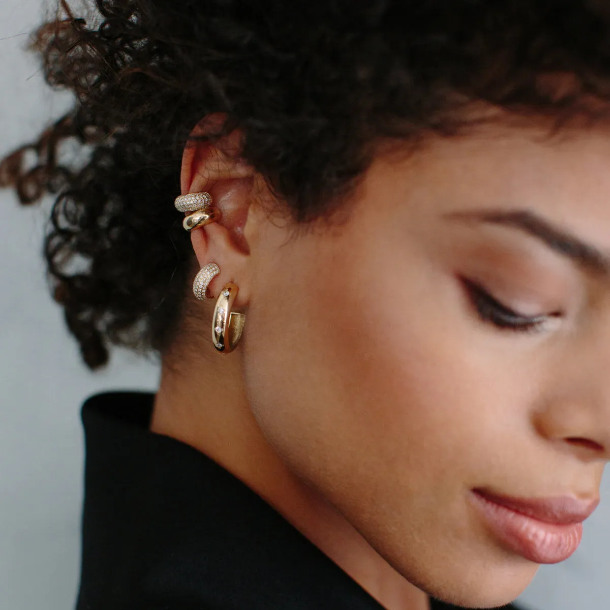 14k Medium Wide Chubby Hoops with 6 Star Set Diamonds