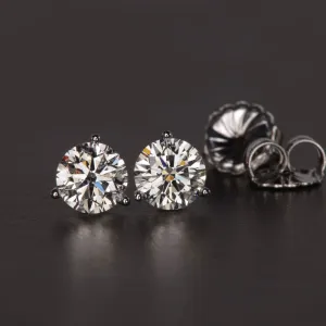 14K White Gold Round Brilliant Diamond Studs 2.00 Carats