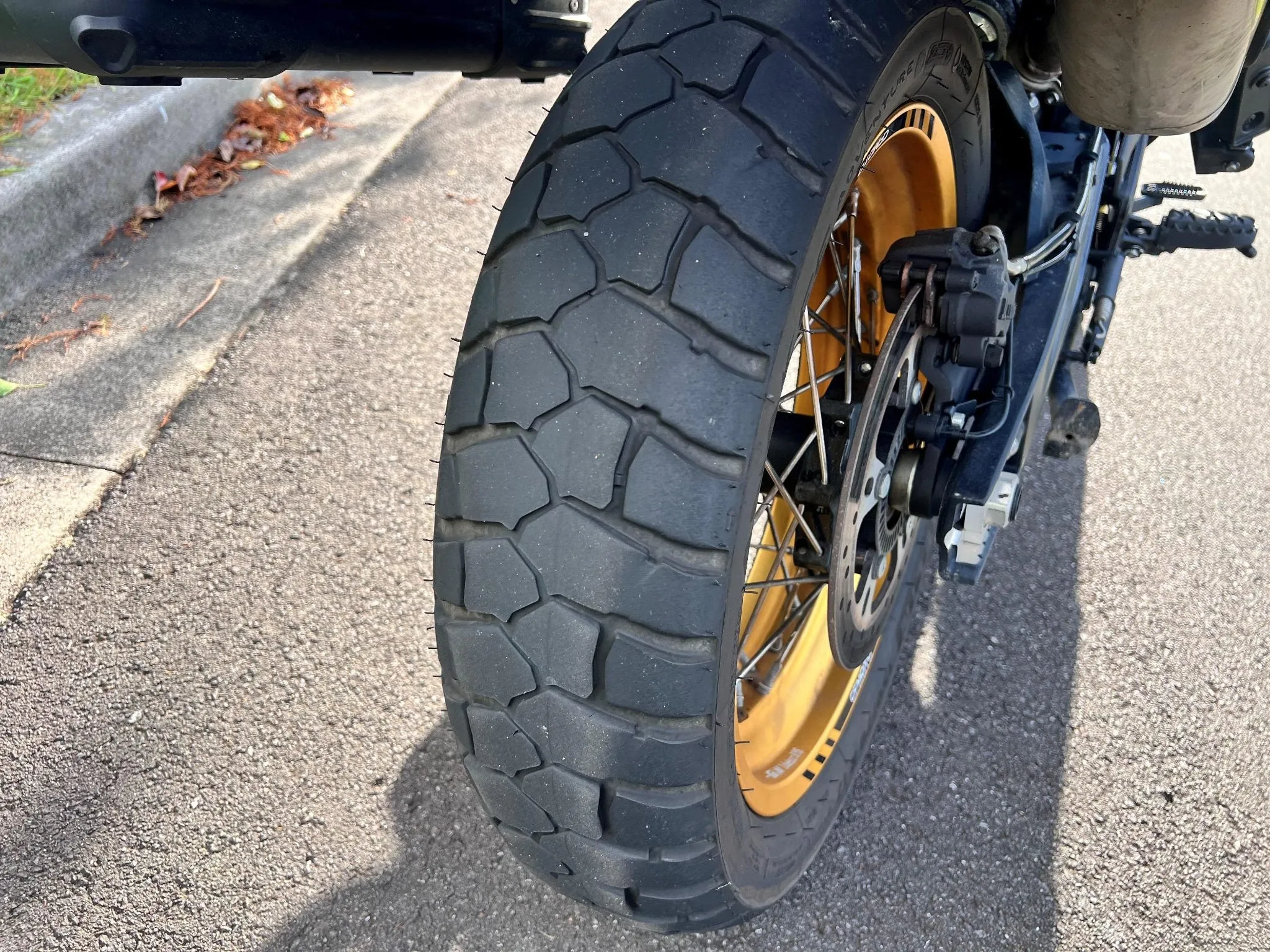 2025 CFMOTO 800MT EXPLORER - LIKE NEW!