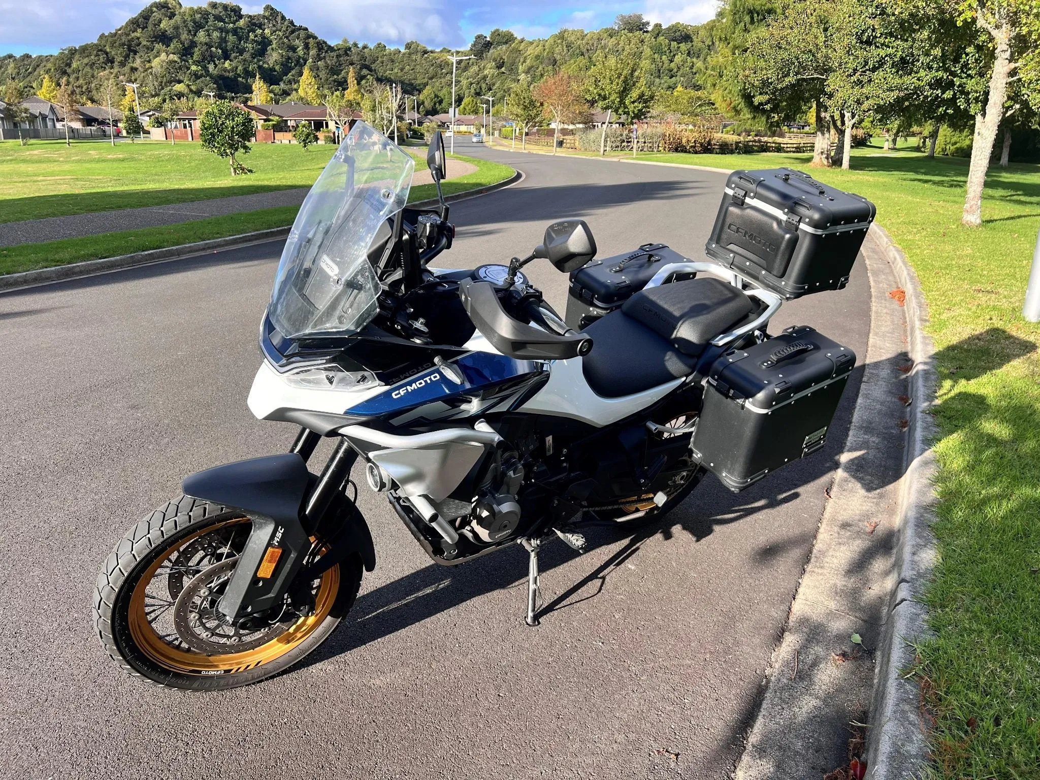 2025 CFMOTO 800MT EXPLORER - LIKE NEW!