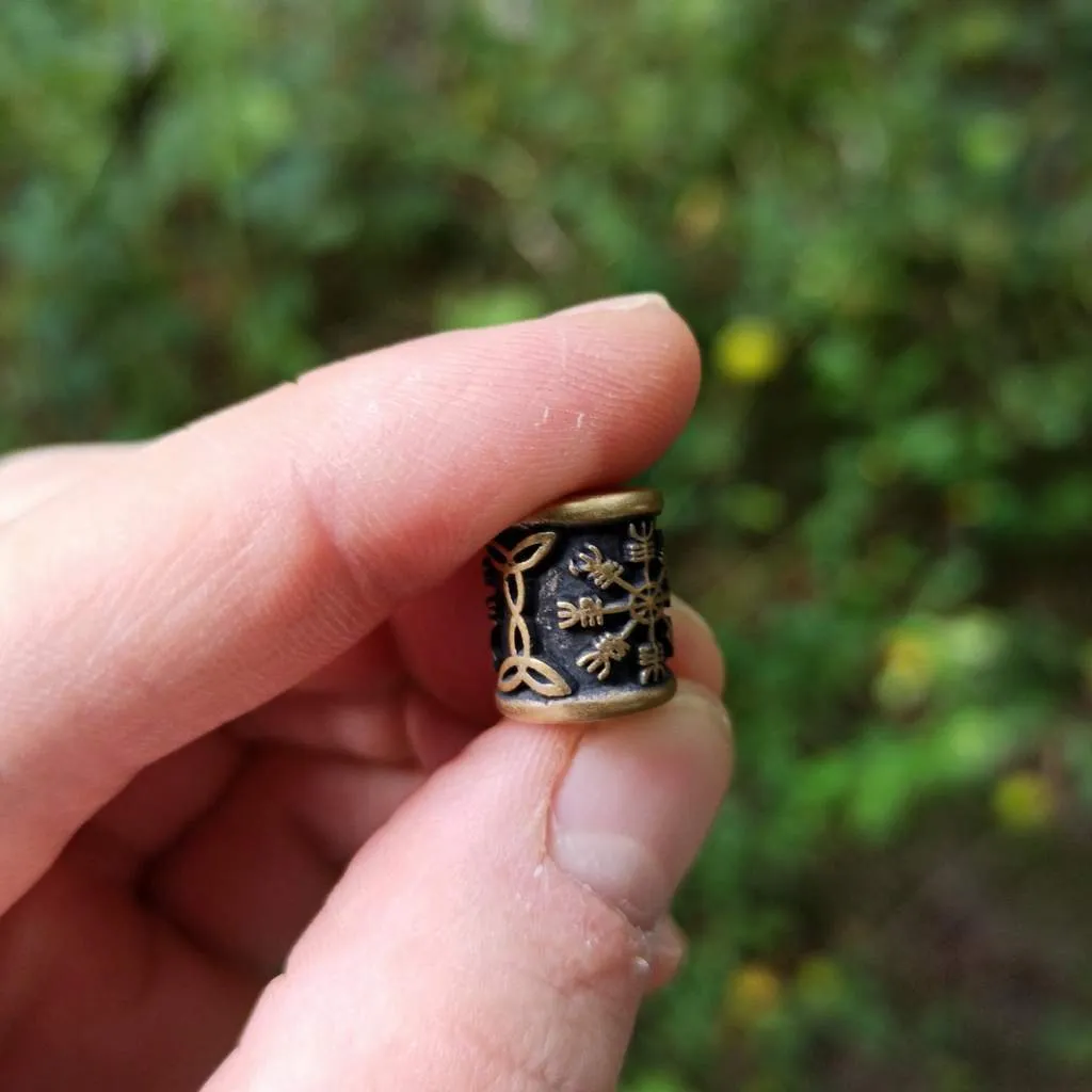 Aegishjalmur Helm of Awe bead