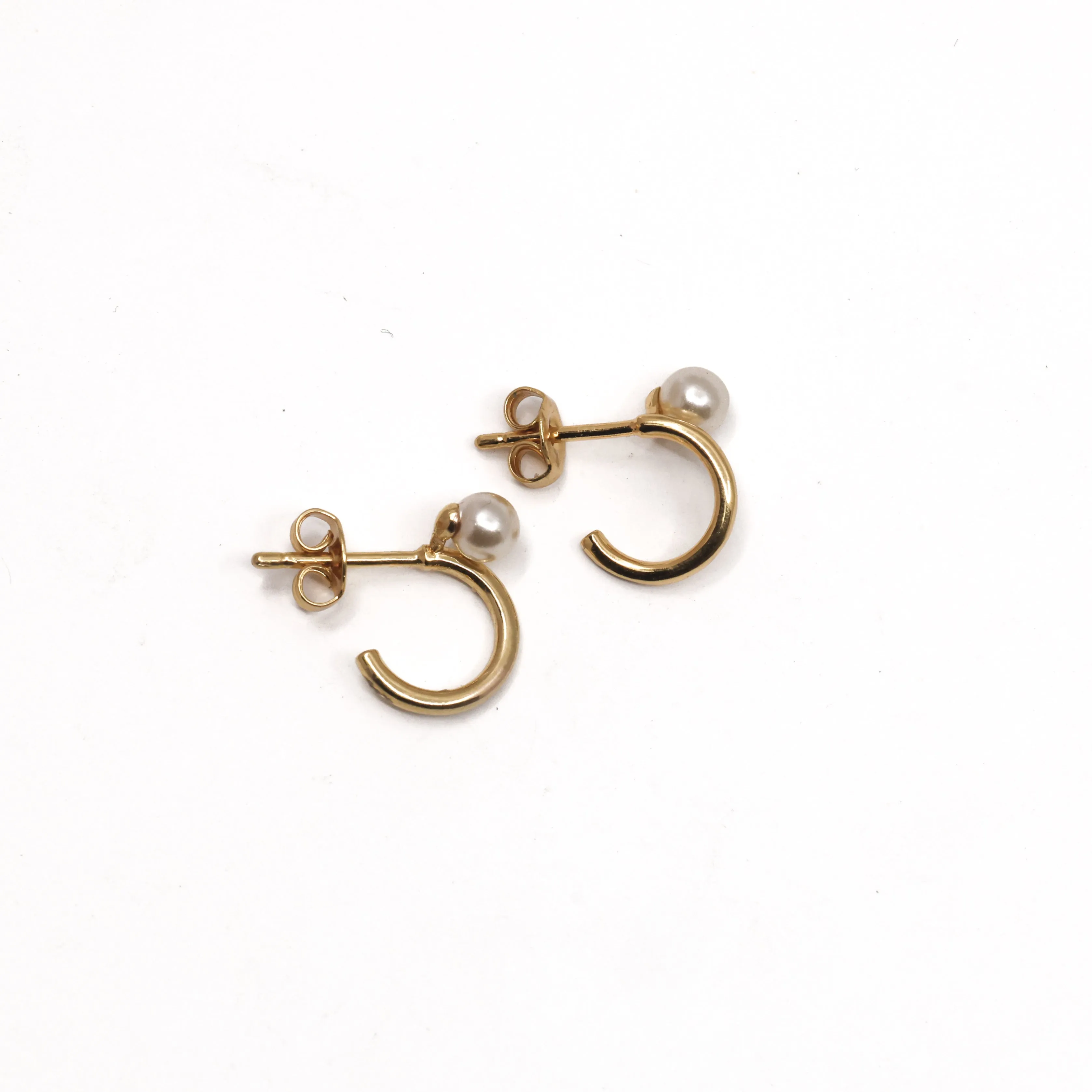 Audrey Illusion Hoop Earrings in Gold