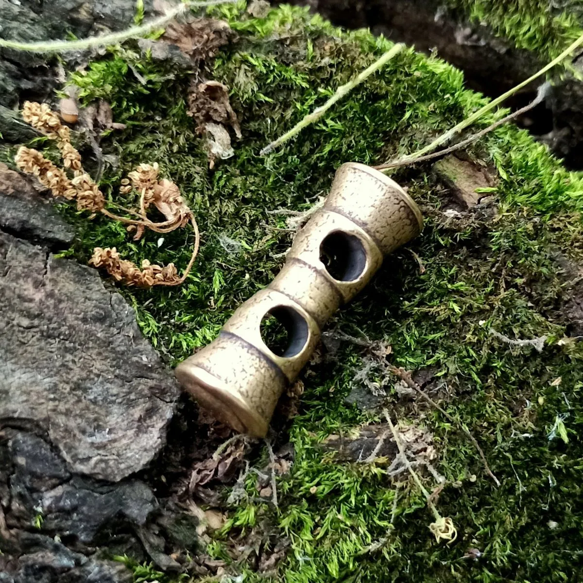 Bronze custom paracord clasp