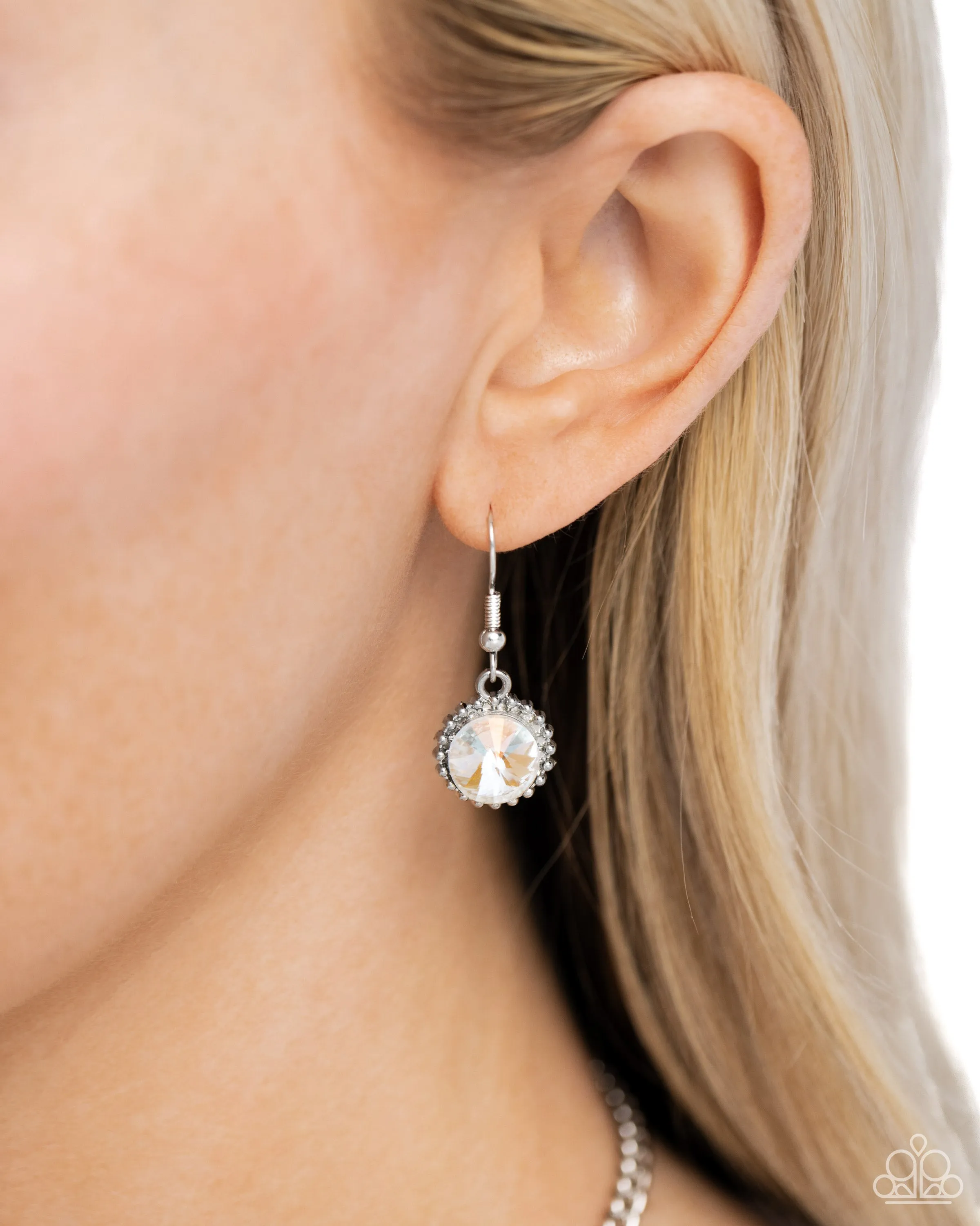 Dripping in Dazzle - Orange - UV Teardrop Gem Paparazzi Short Necklace