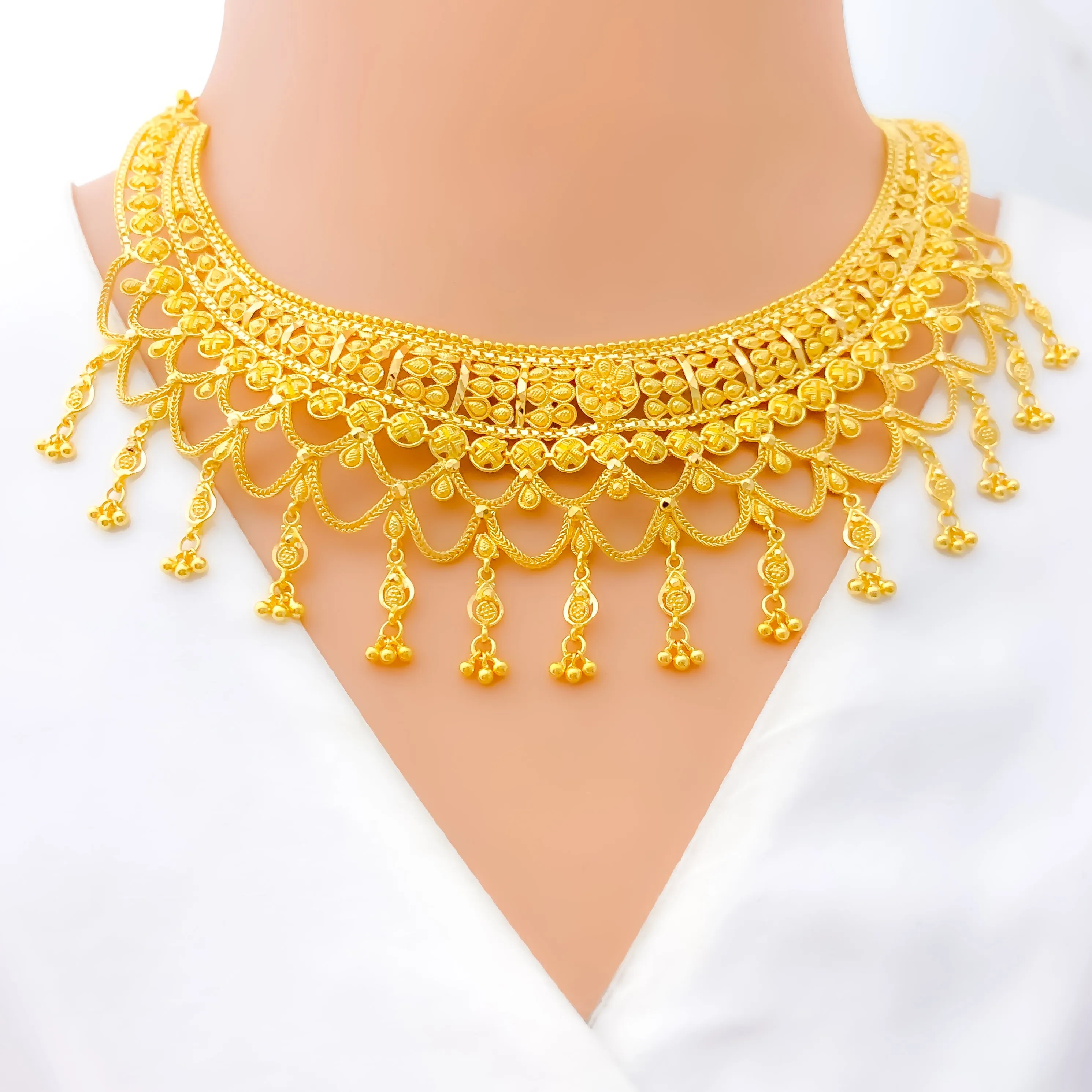 Elegant Tasseled 22k Gold Necklace Set