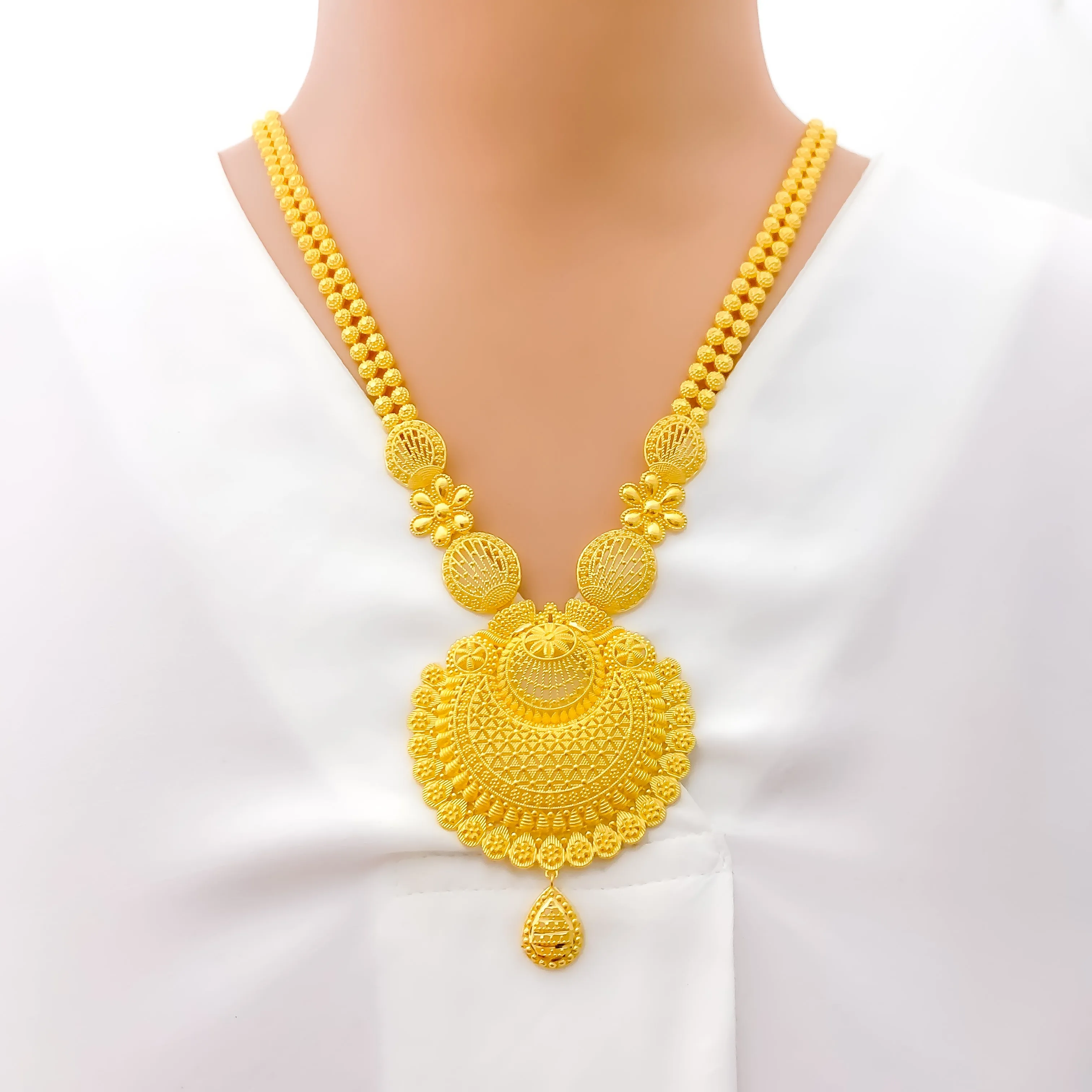 Impressive Netted Flower 22k Gold Long Necklace Set