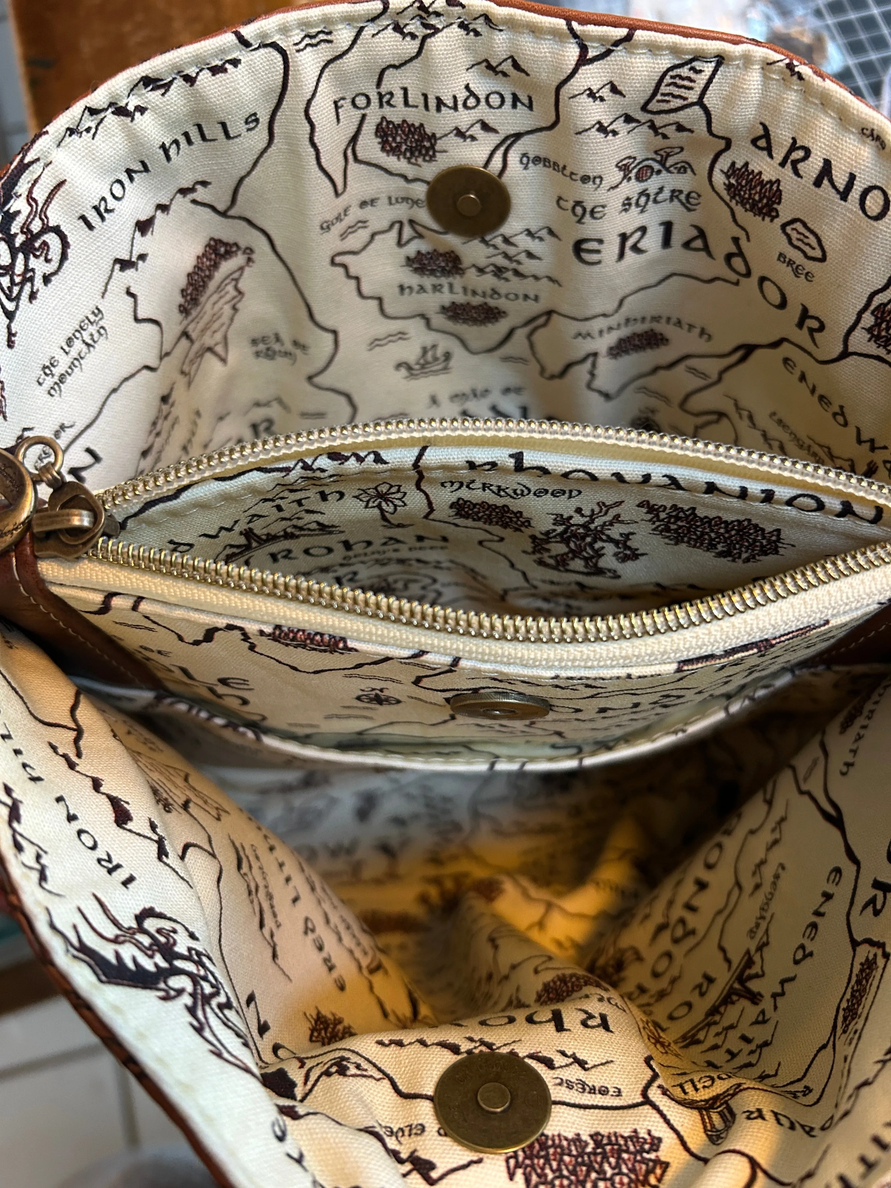 LOTR Hinterland Handbag