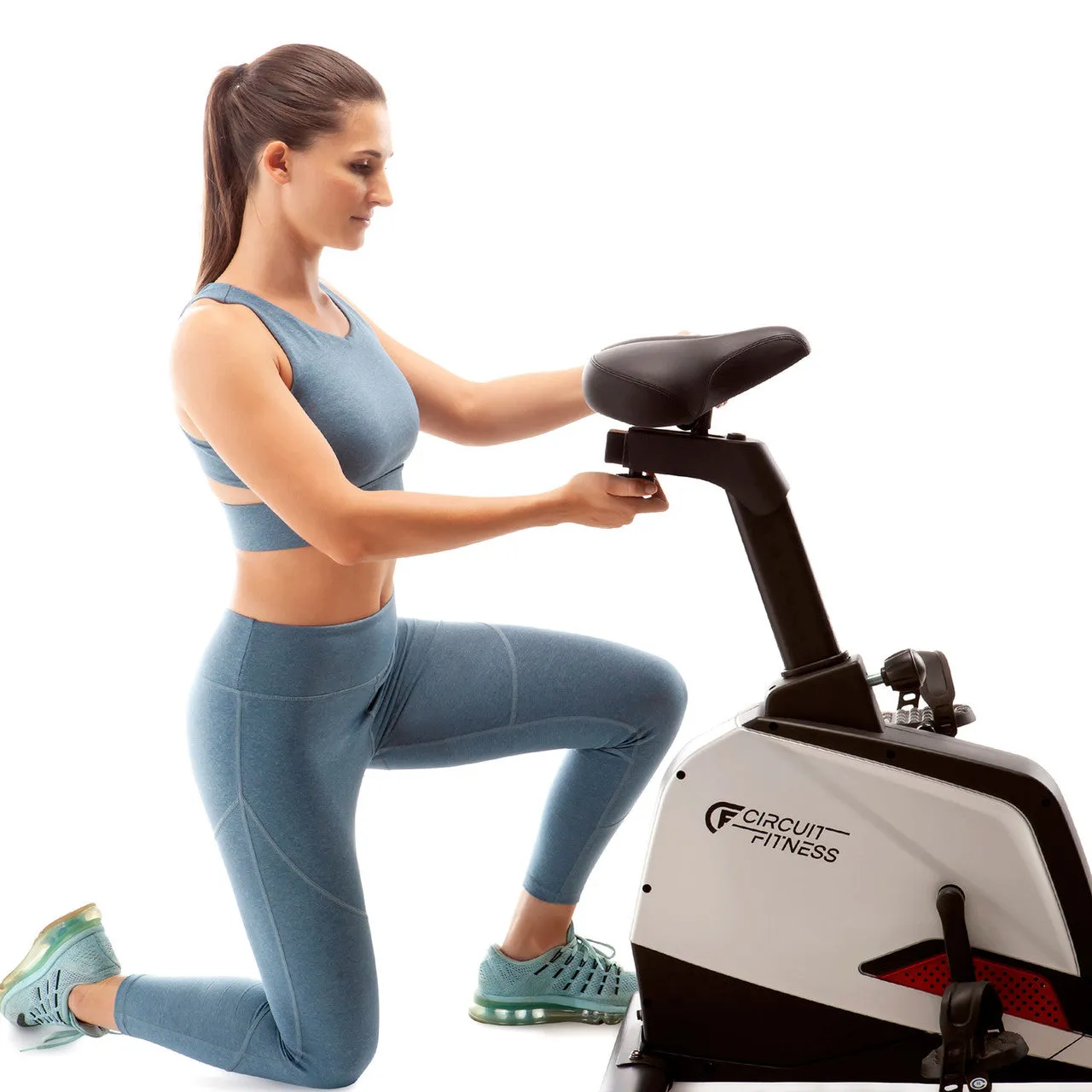 Magnetic Upright Exercise Bike with 15 Workout Presets | Circuit Fitness AMZ-594U - Retired