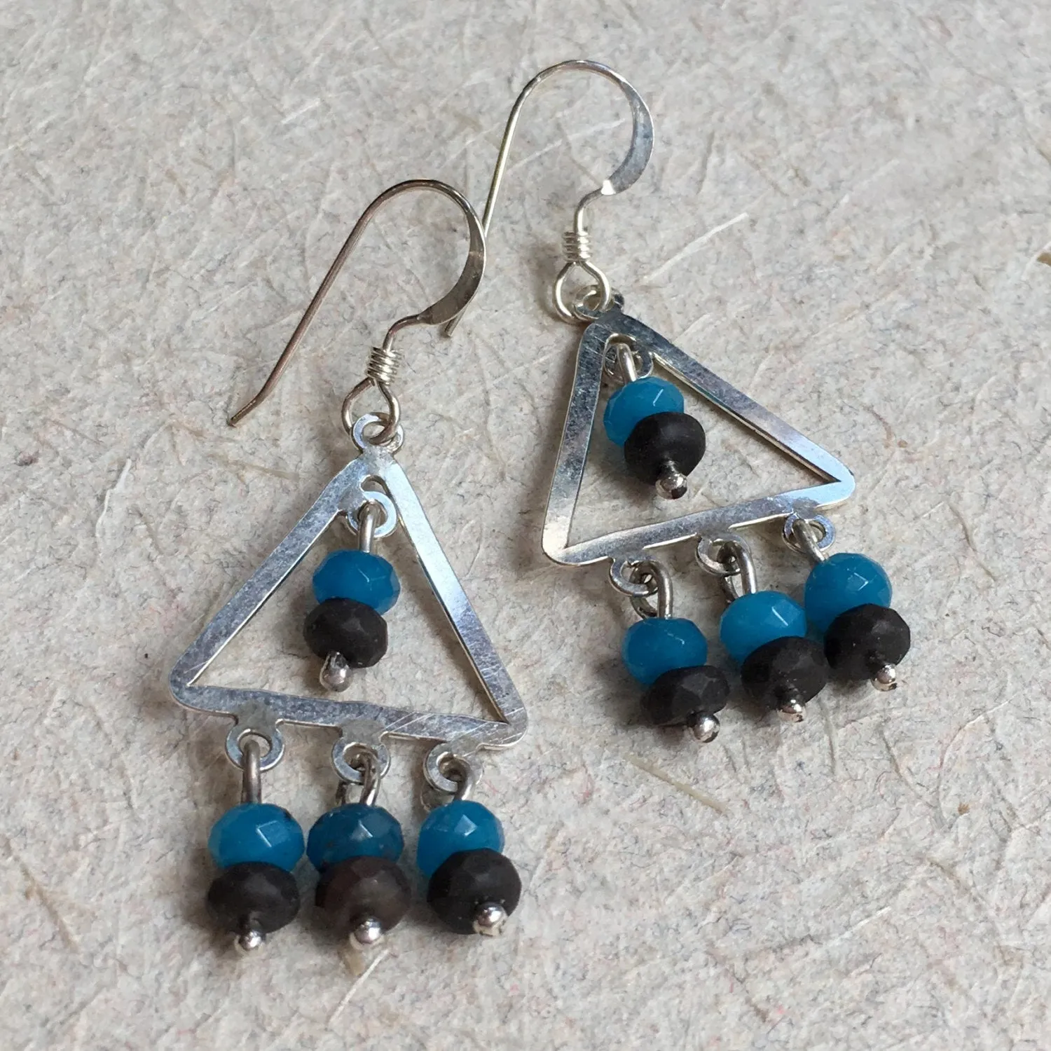 Onyx Chalcedony Earrings - Arrowhead.