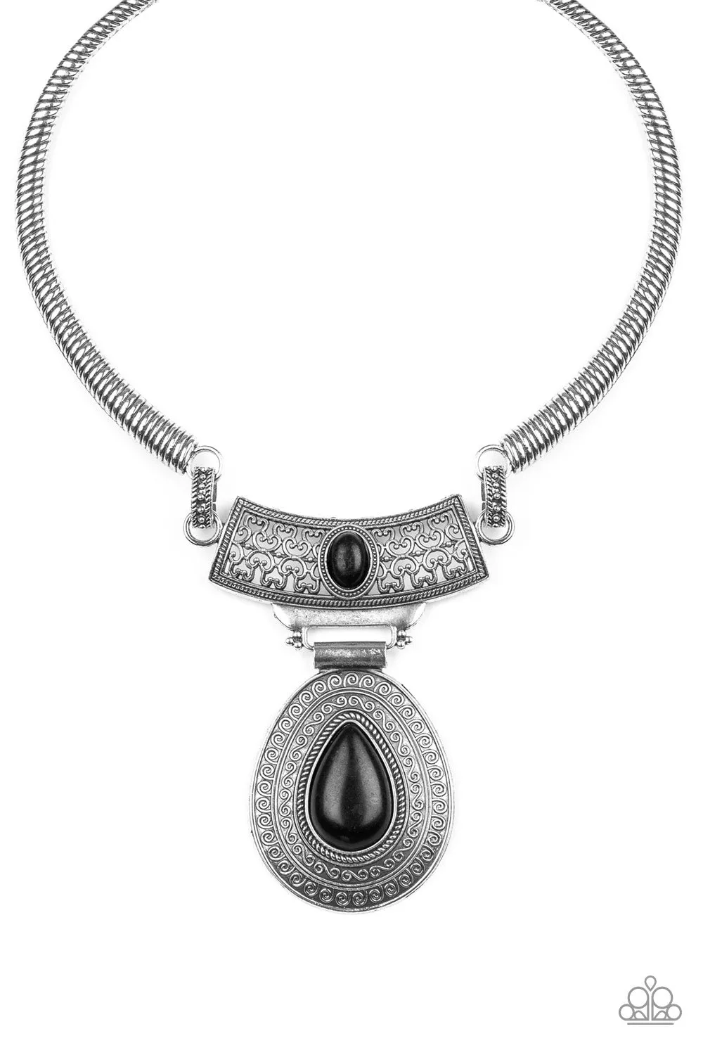 Paparazzi - Prowling Prowess - Black Necklace