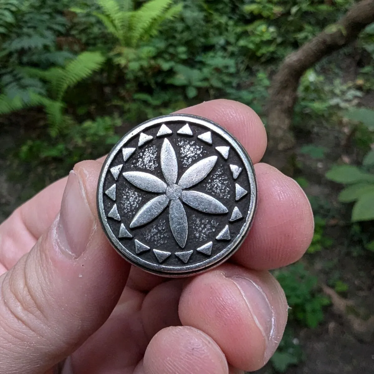 Perun's Shield paracord bead