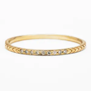 Petite Pave Arrows Ring