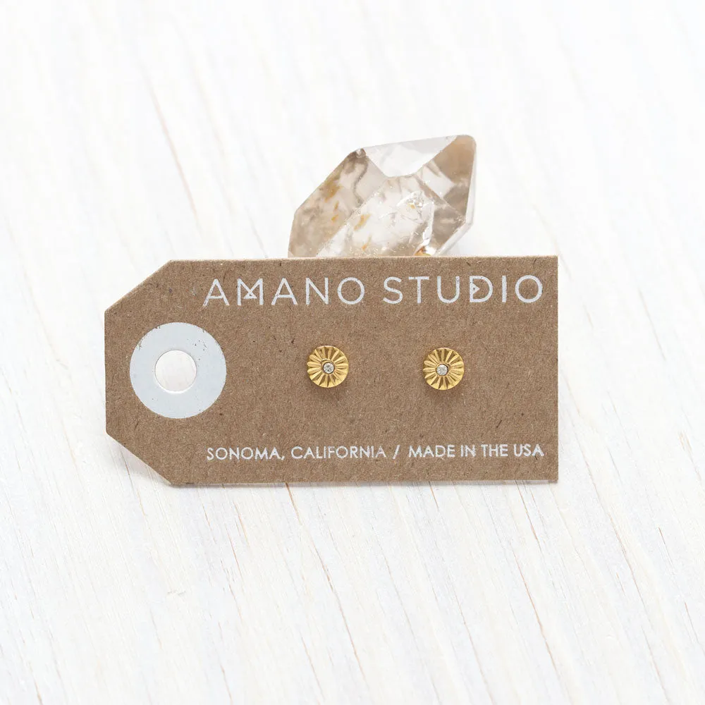 Wink Studs